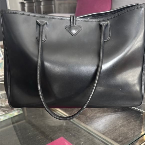 Longchamp Sleek Black Leather Tote with Sturdy Handles - Picture 2 of 5